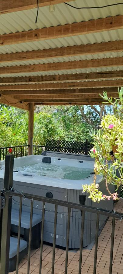 Figtree Cottage - Homestay - Yeppoon Esterno foto